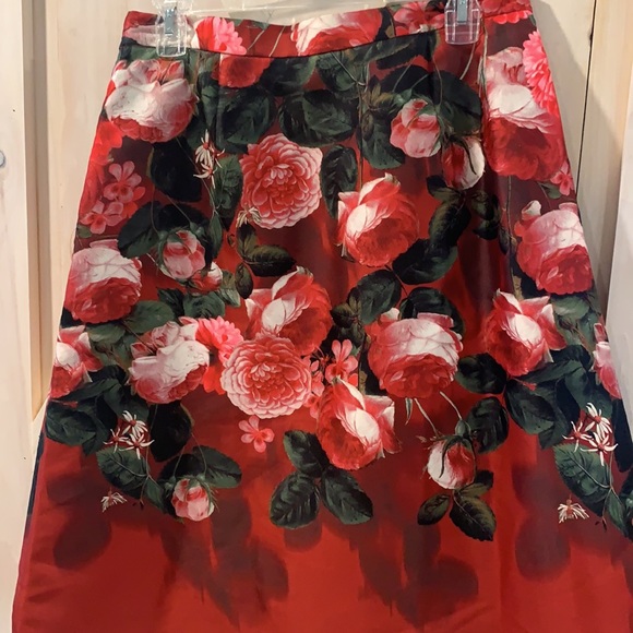 Avant Garde Skirt - Picture 5 of 5